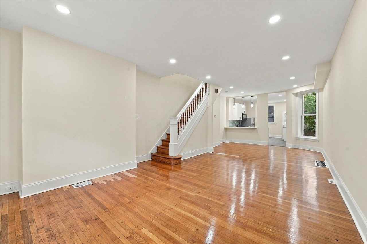 5050 Irving St - Photo 3 of 15