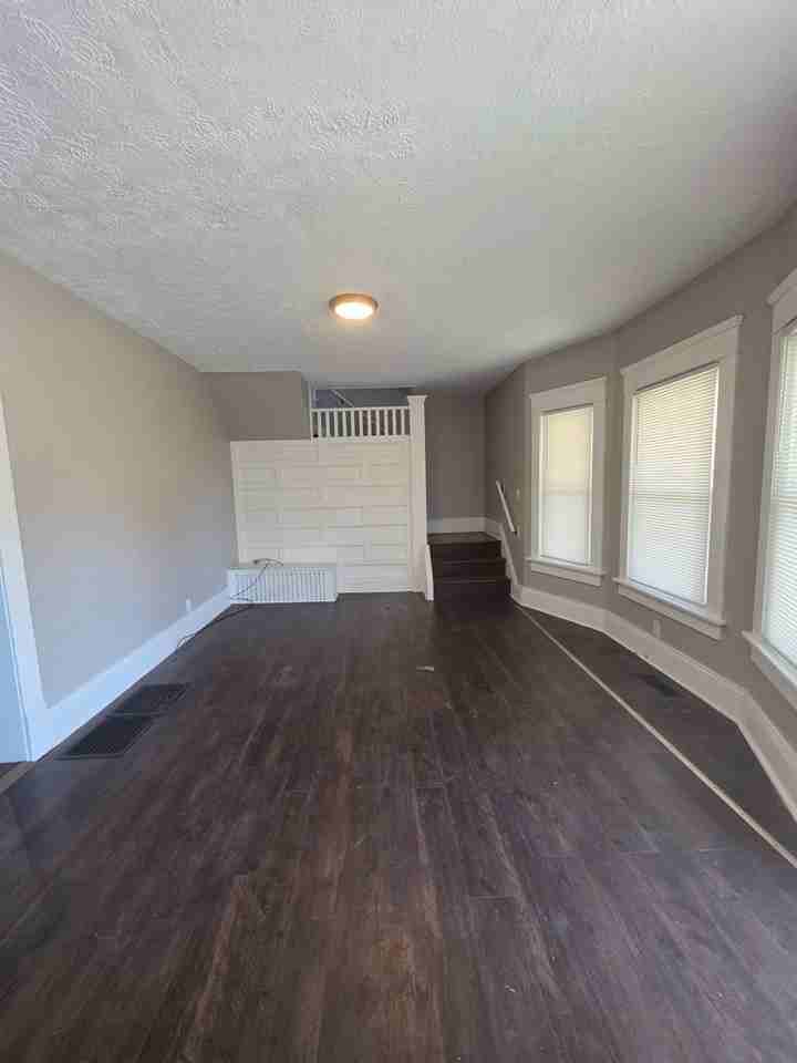2317 11th St Sw - Photo 2 of 13