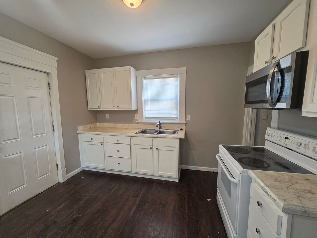 2317 11th St Sw - Photo 5 of 13