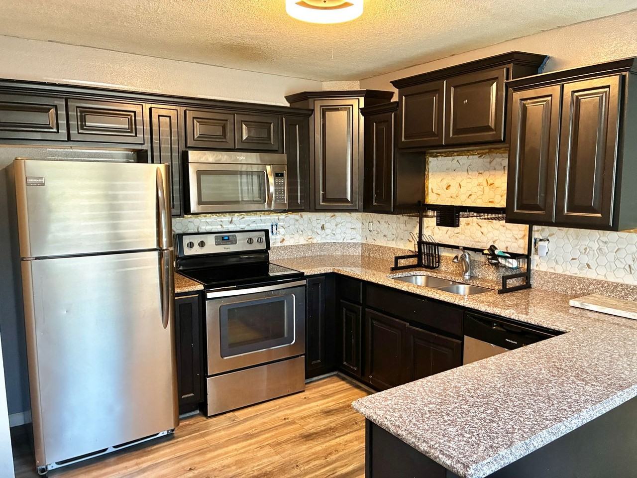 4725 Lonewillow Ln - Photo 6 of 27