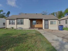 featured image of 845 N Edgemoor St