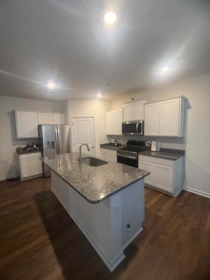 884 Joseph Francis Way - Photo 5 of 5