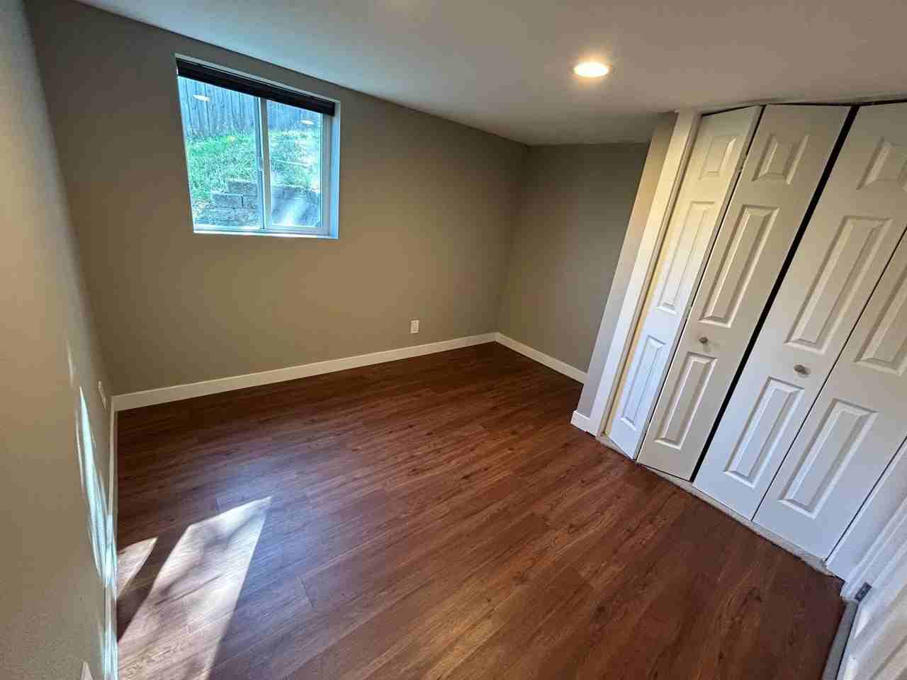 11045 Roseberg Ave S - Photo 6 of 11