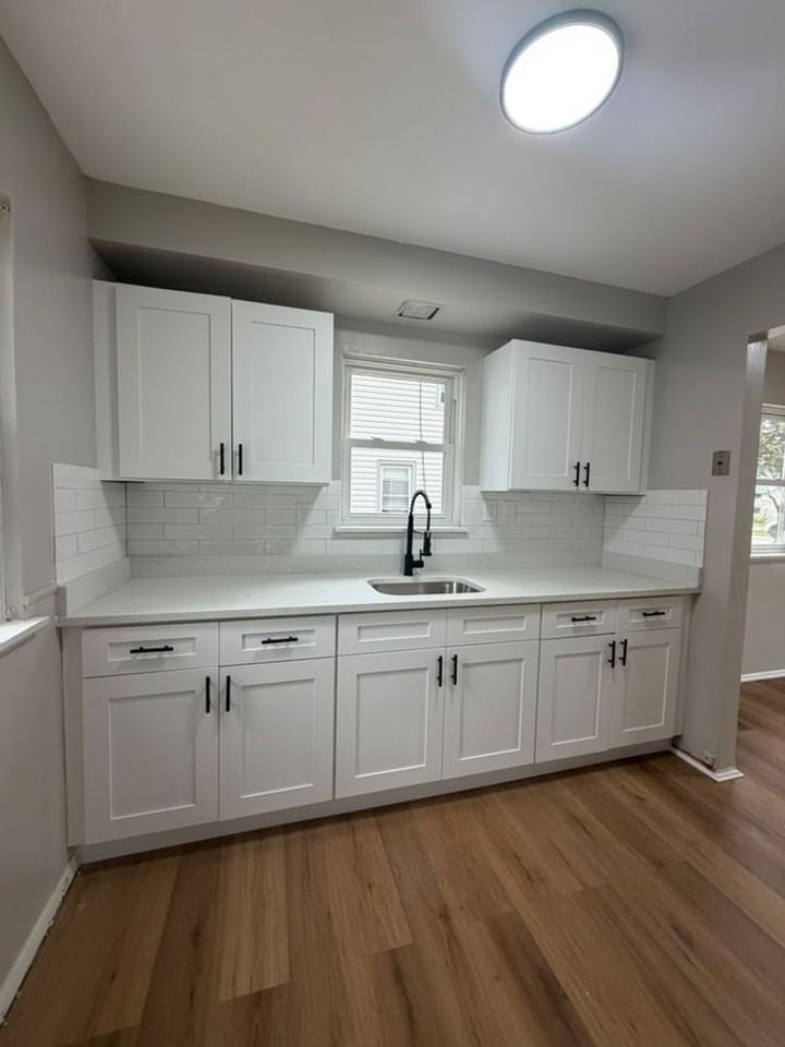 26490 Drakefield Ave - Photo 6 of 20