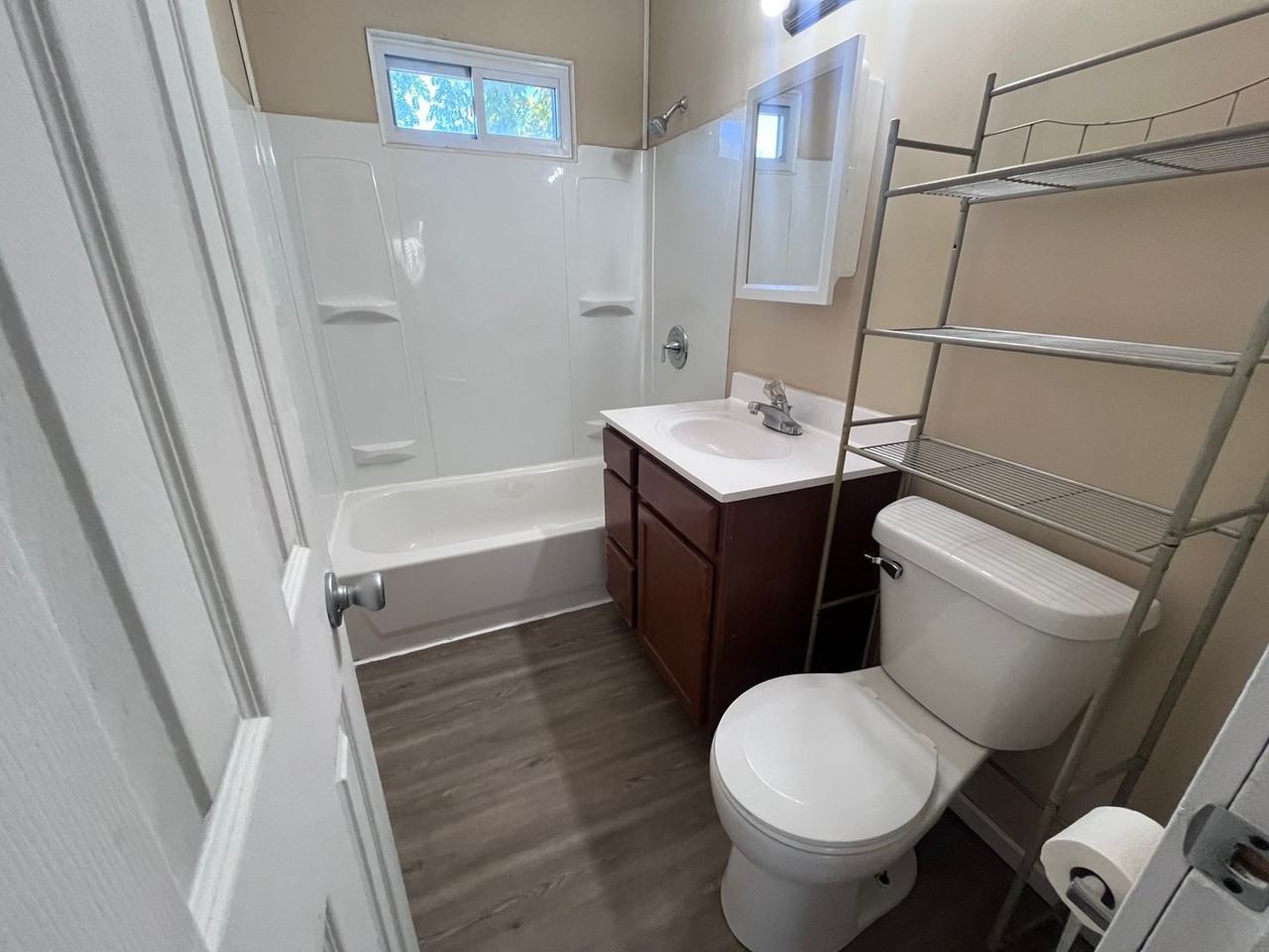 3013 E Locust St - Photo 7 of 12