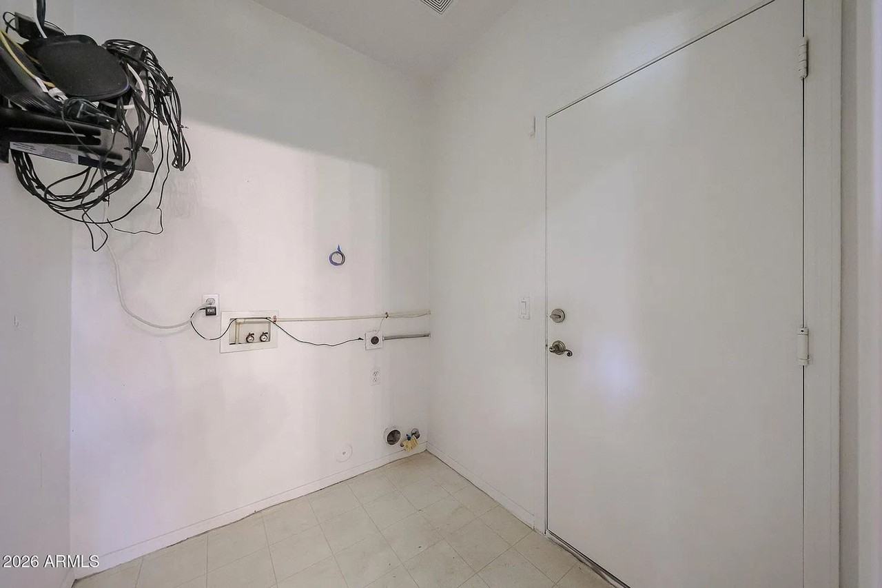 2778 N 133rd Dr - Photo 3 of 39