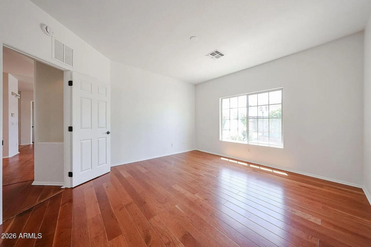 2778 N 133rd Dr - Photo 6 of 39