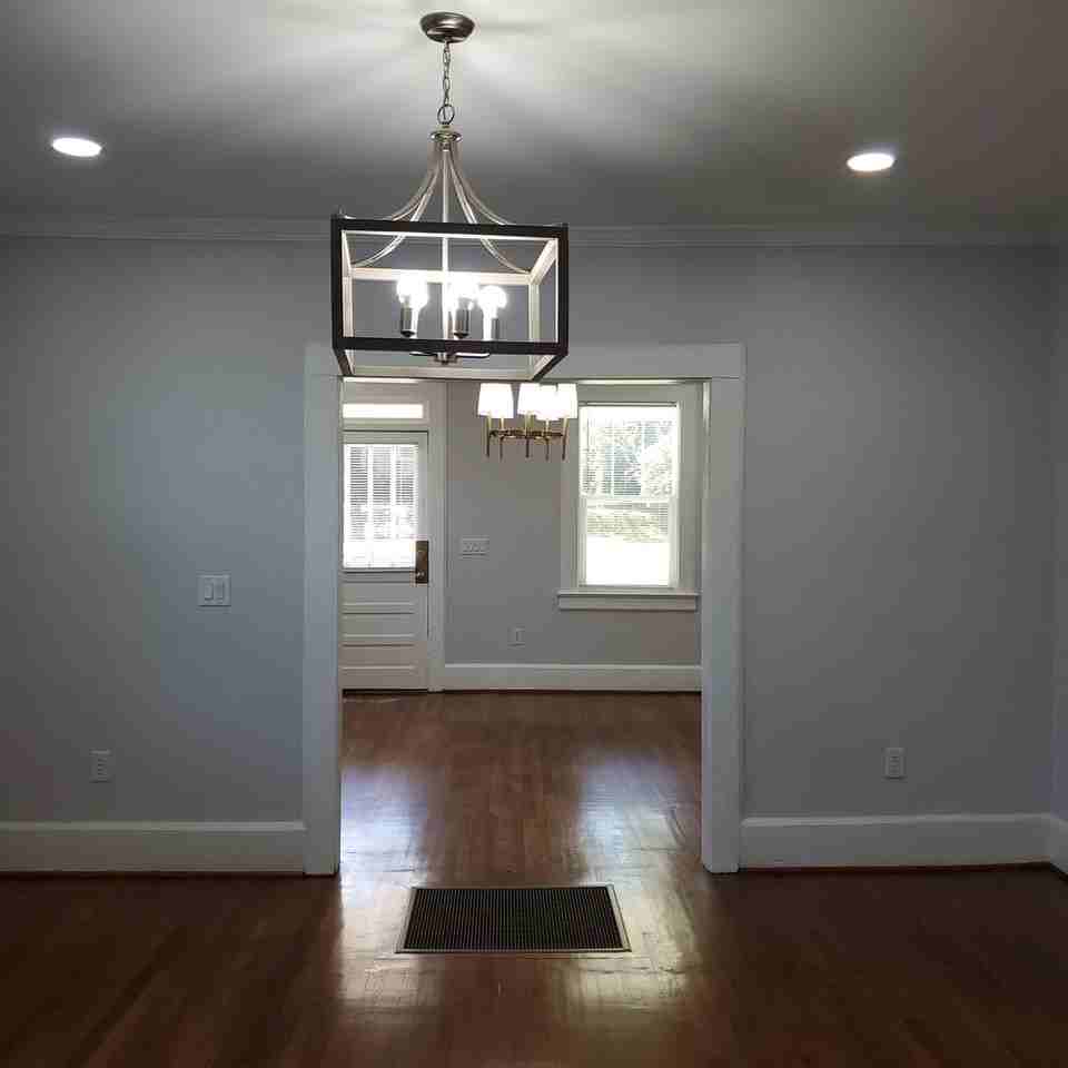 5003 Burke Ave - Photo 7 of 23