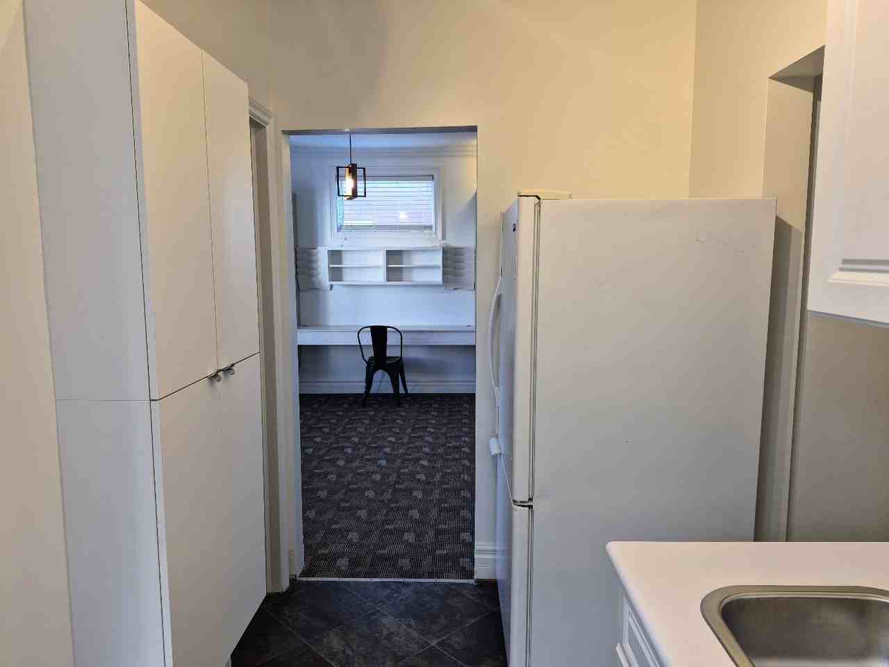 11 Colborne Street West #Main - Photo 4 of 10