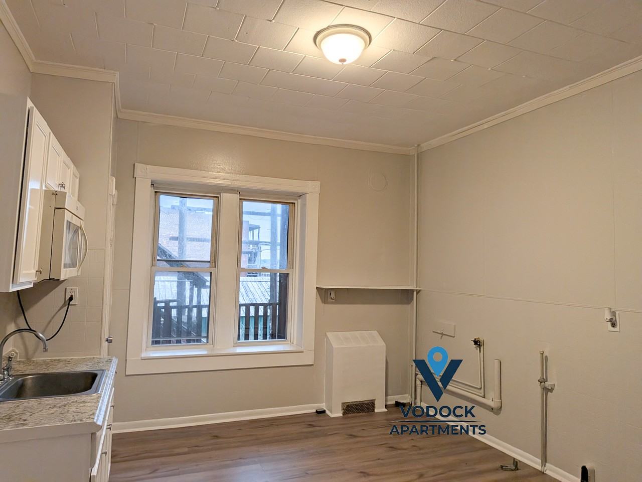 688 High St #1R - Photo 7 of 15