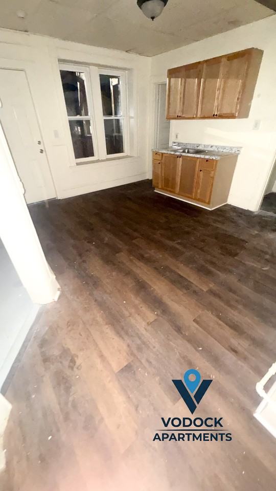 43 Mosher St #2 - Photo 6 of 13