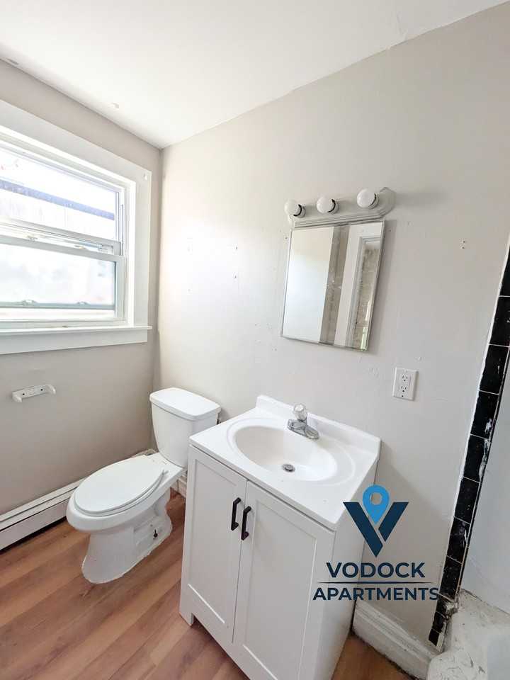 156 Washington St #2S - Photo 4 of 13