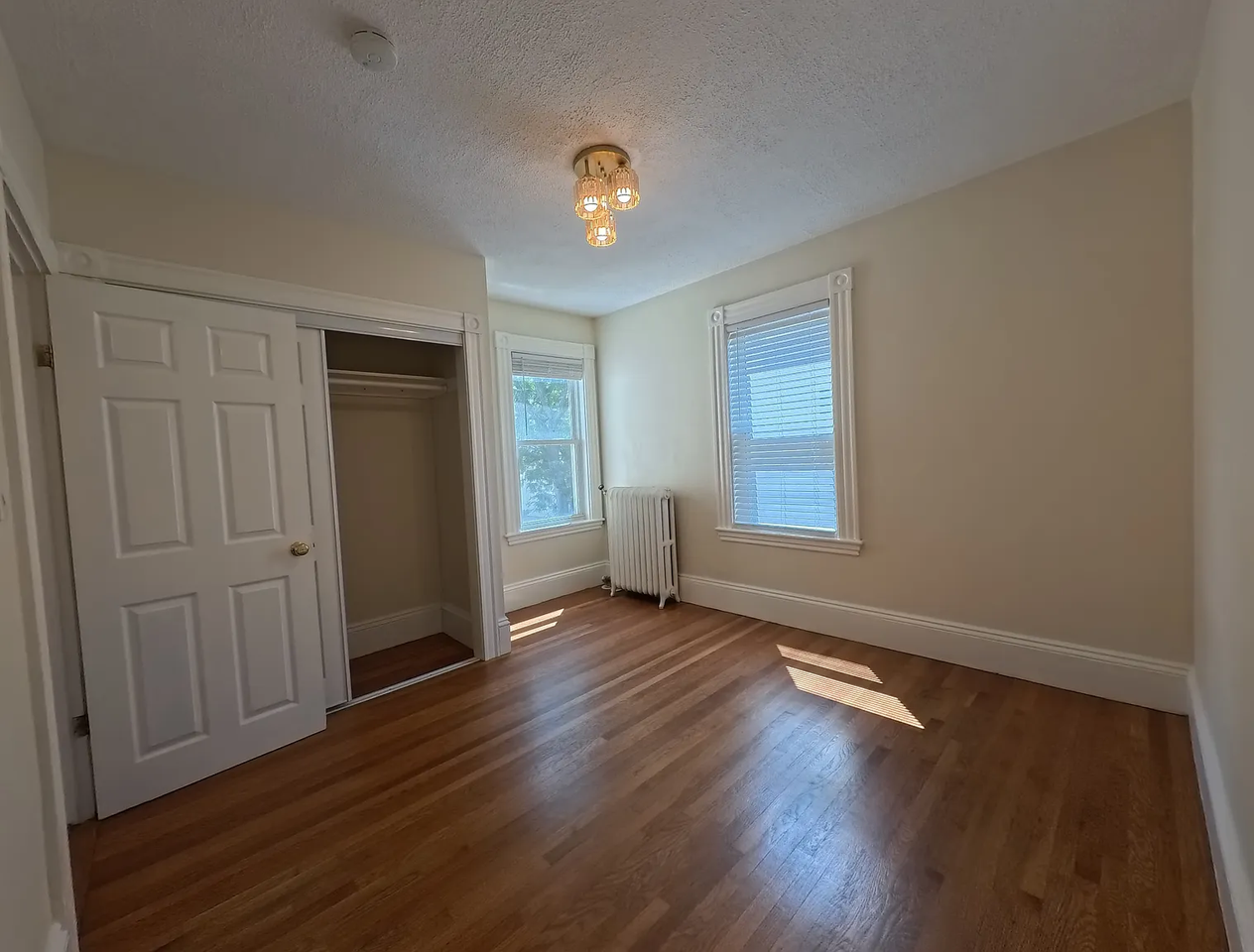 29 Watts St #2 - Photo 4 of 16