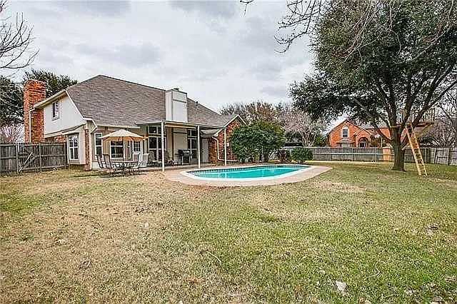 2401 Stanford Dr #NA - Photo 3 of 21