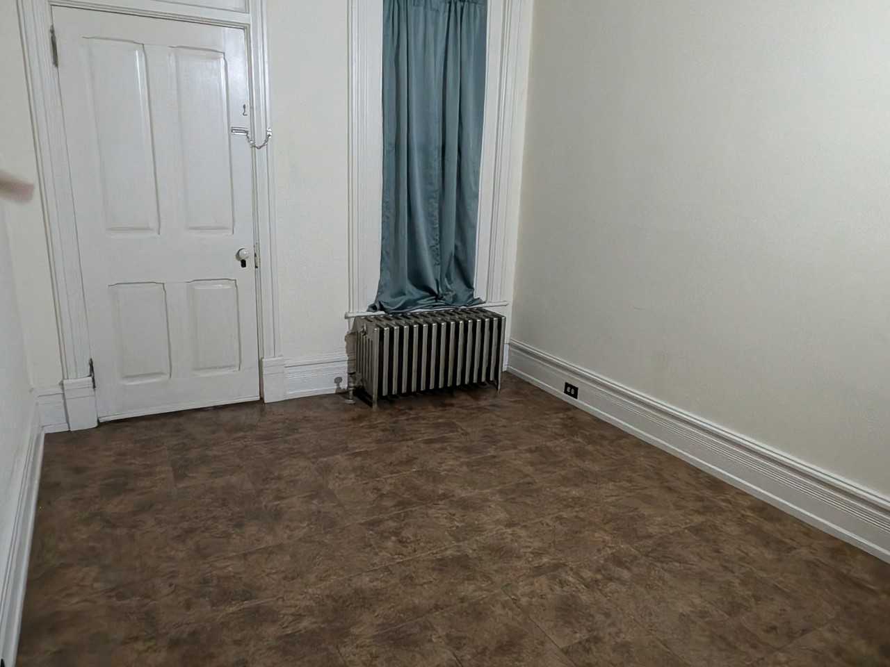 501 N 8th St #2 - Photo 4 of 10