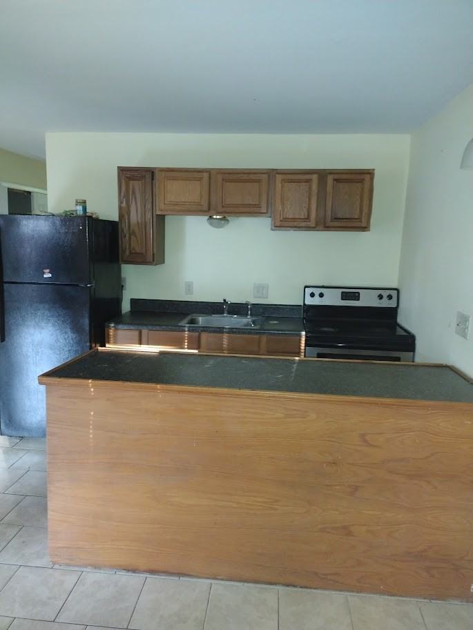 115 Bart St #C - Photo 2 of 5
