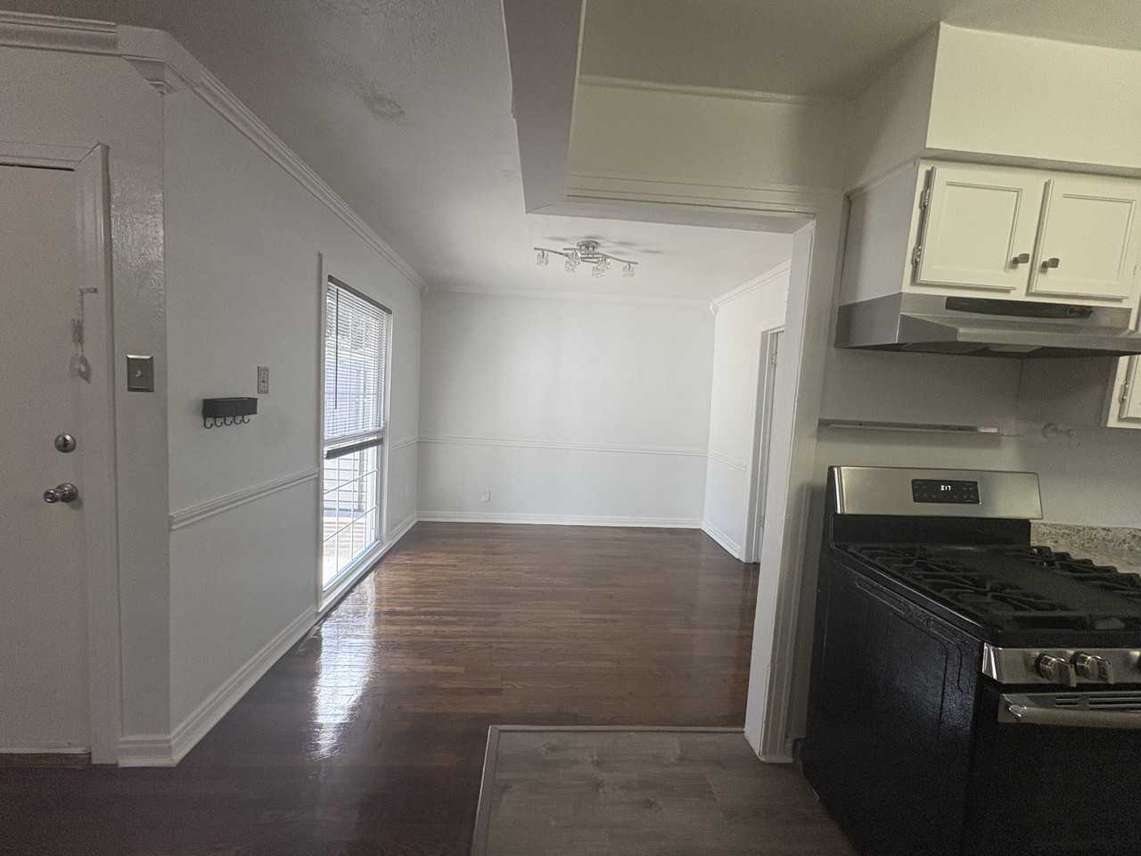 8915 Santa Clara Dr #NA - Photo 2 of 8