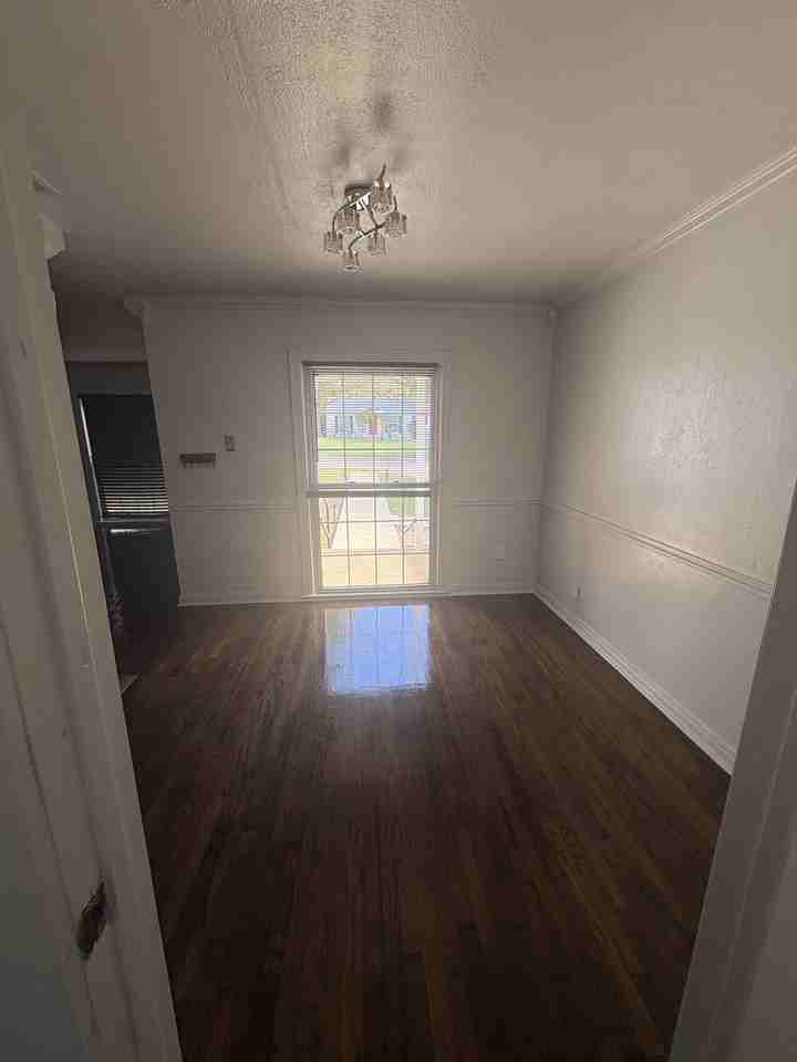8915 Santa Clara Dr #NA - Photo 7 of 8