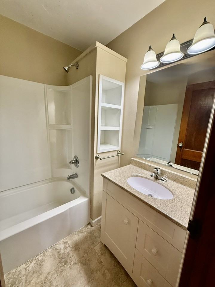 511 Independence St #NA - Photo 7 of 14