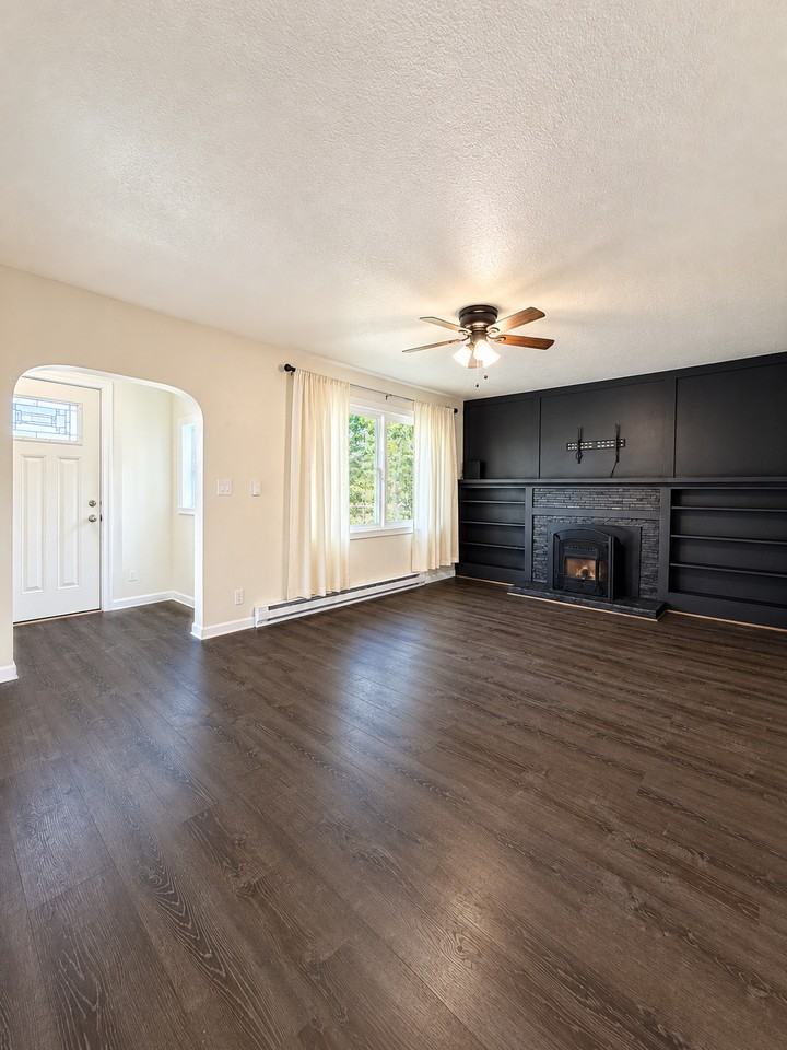 503 Ash St #NA - Photo 4 of 23