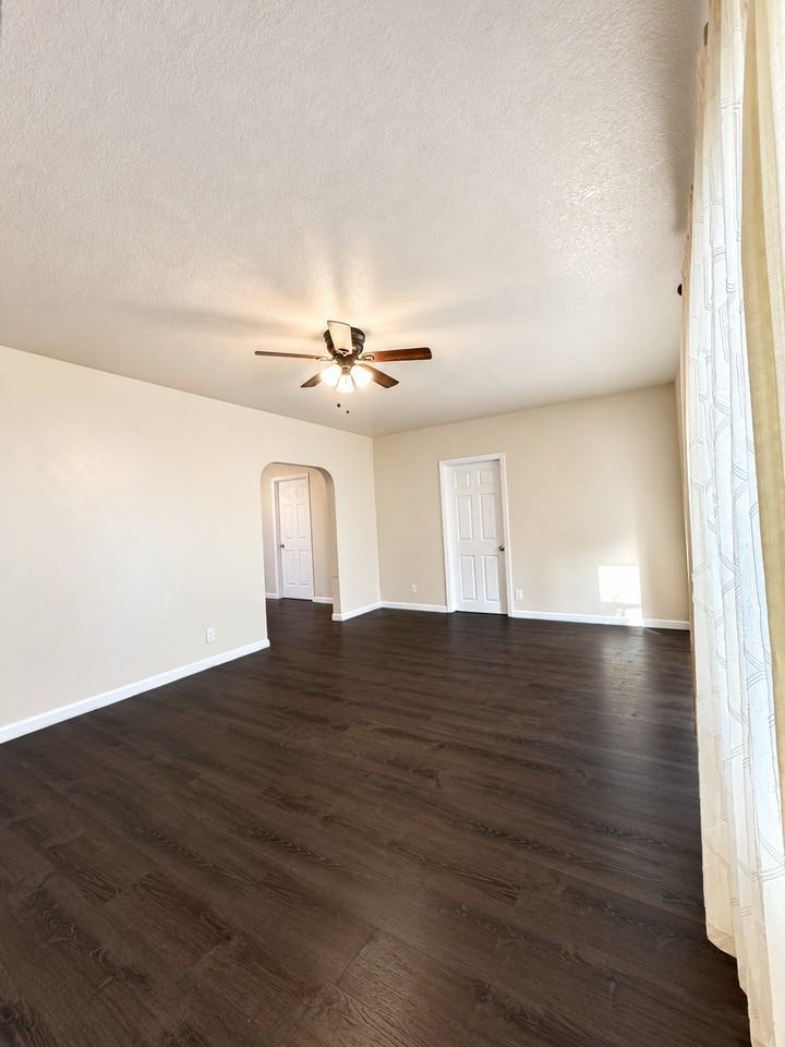 503 Ash St #NA - Photo 7 of 23