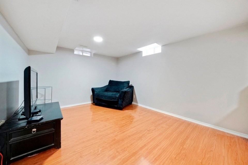 143 Rouge River Dr - Photo 3 of 8