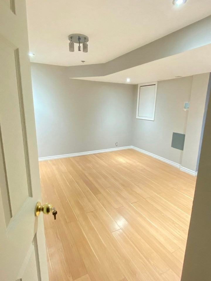 143 Rouge River Dr - Photo 7 of 8