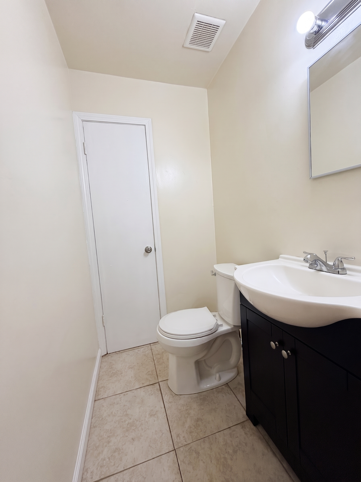 1695 Steve Way Dr #1695SW05 - Photo 7 of 12