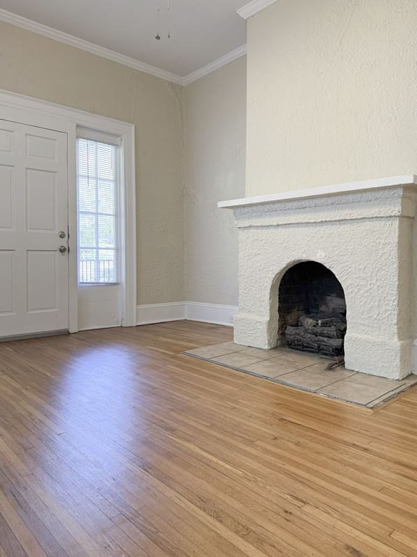530 Thorn Place - Photo 3 of 36