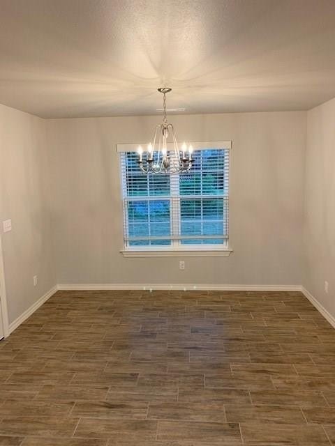 2748 S Olive Ct - Photo 4 of 7