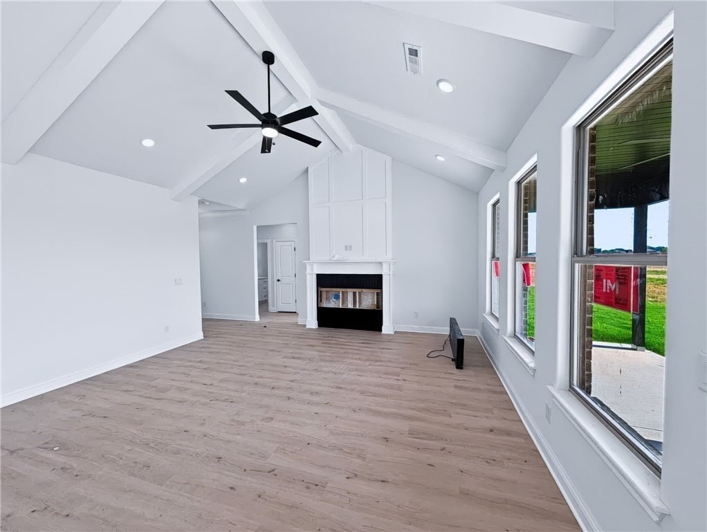 7699 Scenic Valley Ave - Photo 2 of 19