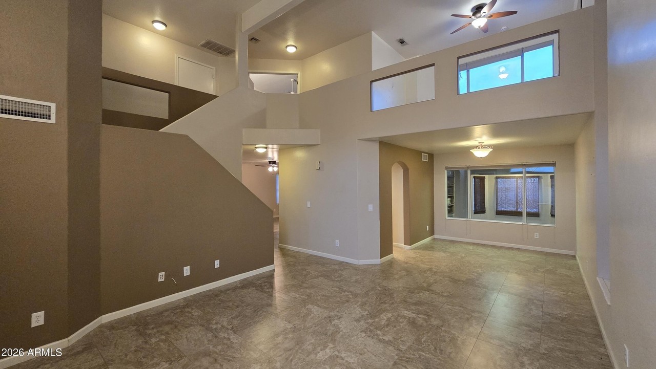 18422 N 85th Ave - Photo 7 of 50