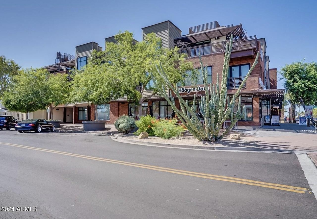 4020 N Scottsdale Rd #3008 - Photo 4 of 25