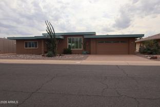 9713 W Newport Dr - Photo 1 of 1