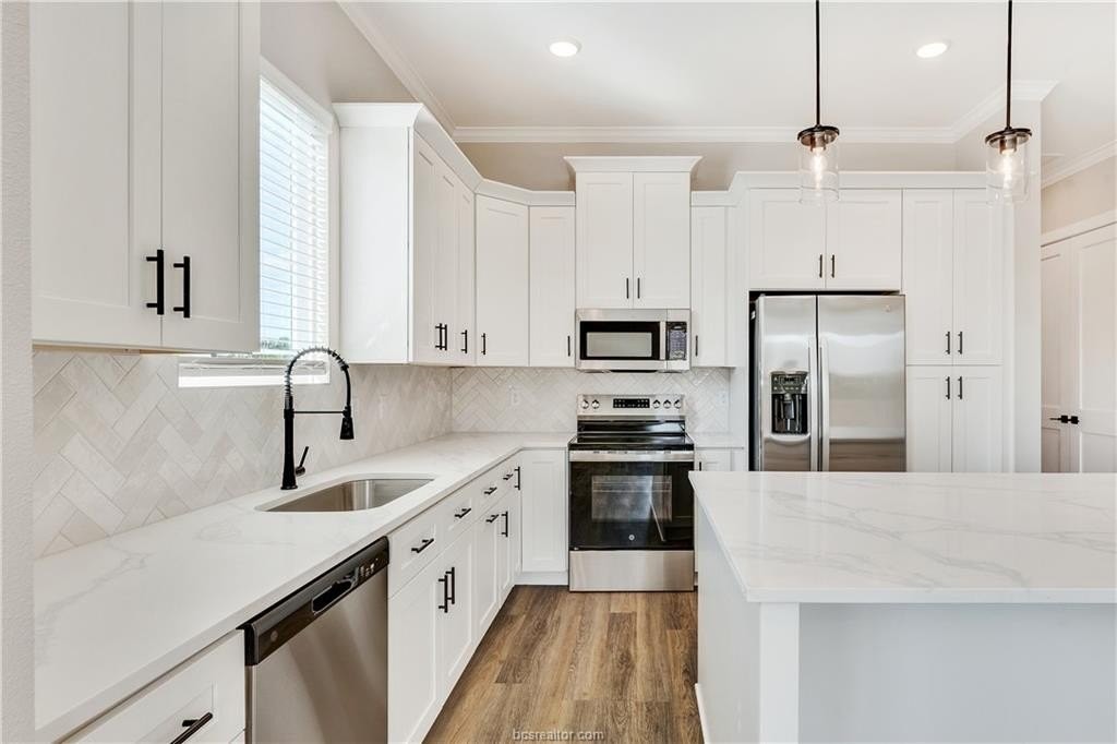 12548 Old Wellborn Rd - Photo 4 of 33