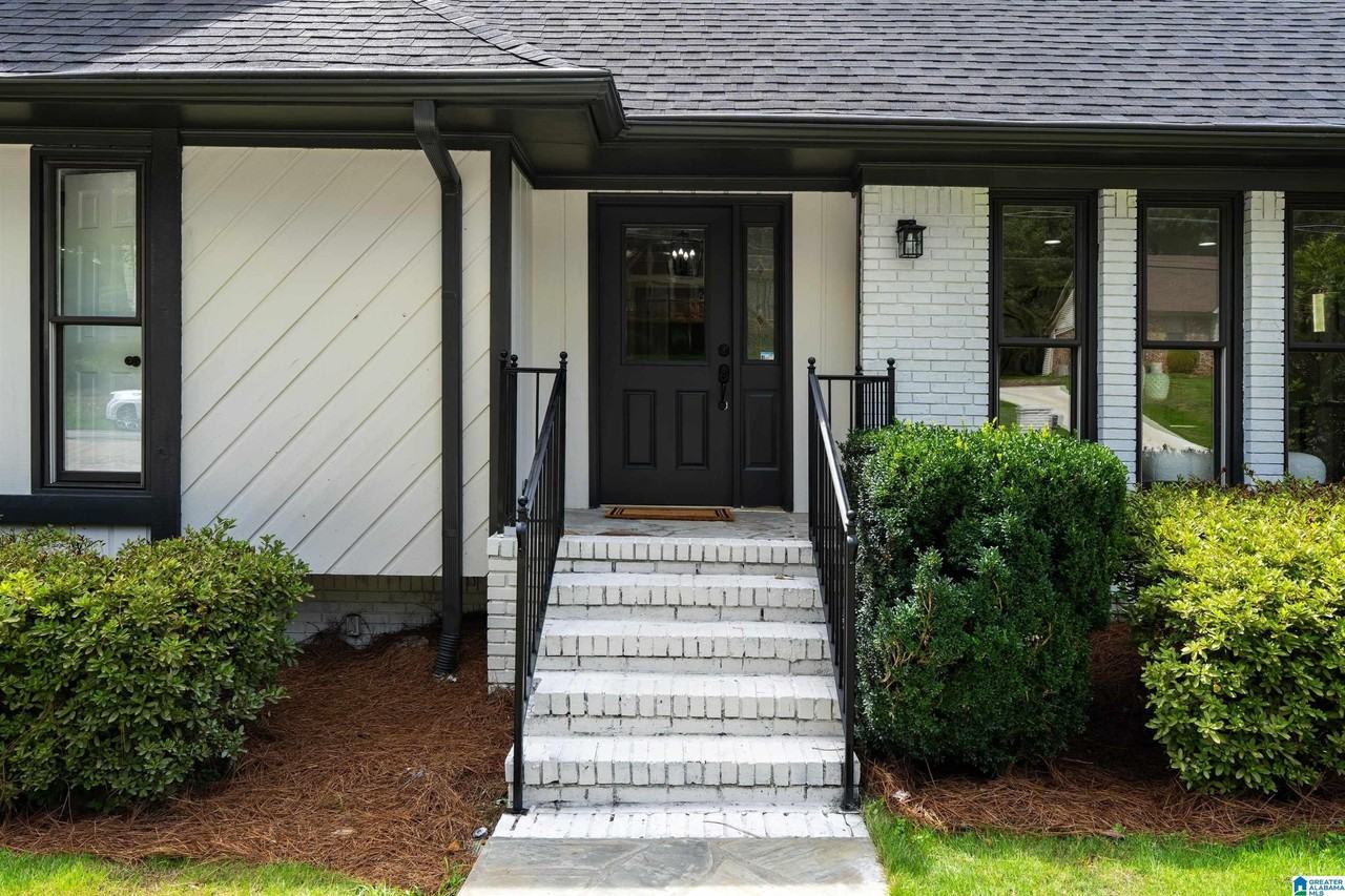1349 Atkins Trimm Blvd - Photo 4 of 50