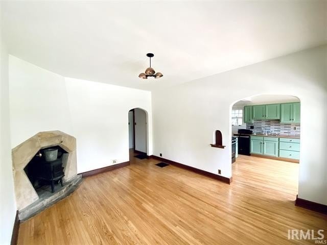 923 E Hunter Ave - Photo 3 of 12