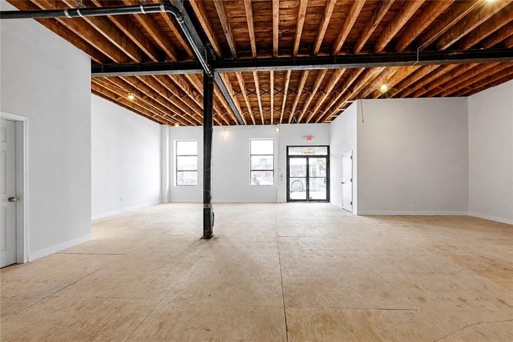 2306 Avenue U - Photo 5 of 19