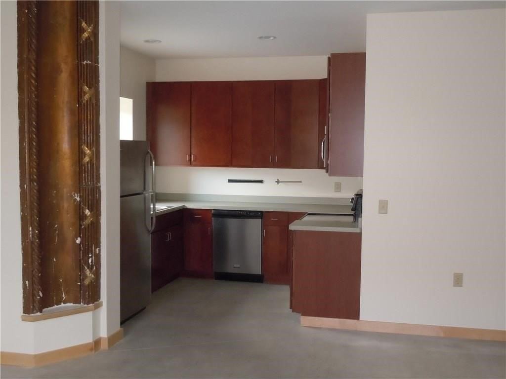 700 South Ave #1 - Photo 4 of 10