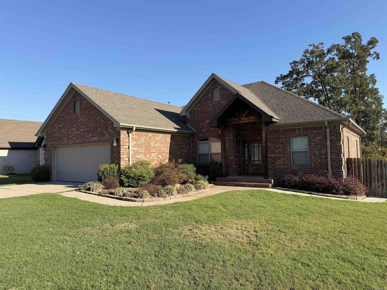 9500 Meadow Valley Dr - Photo 2 of 21