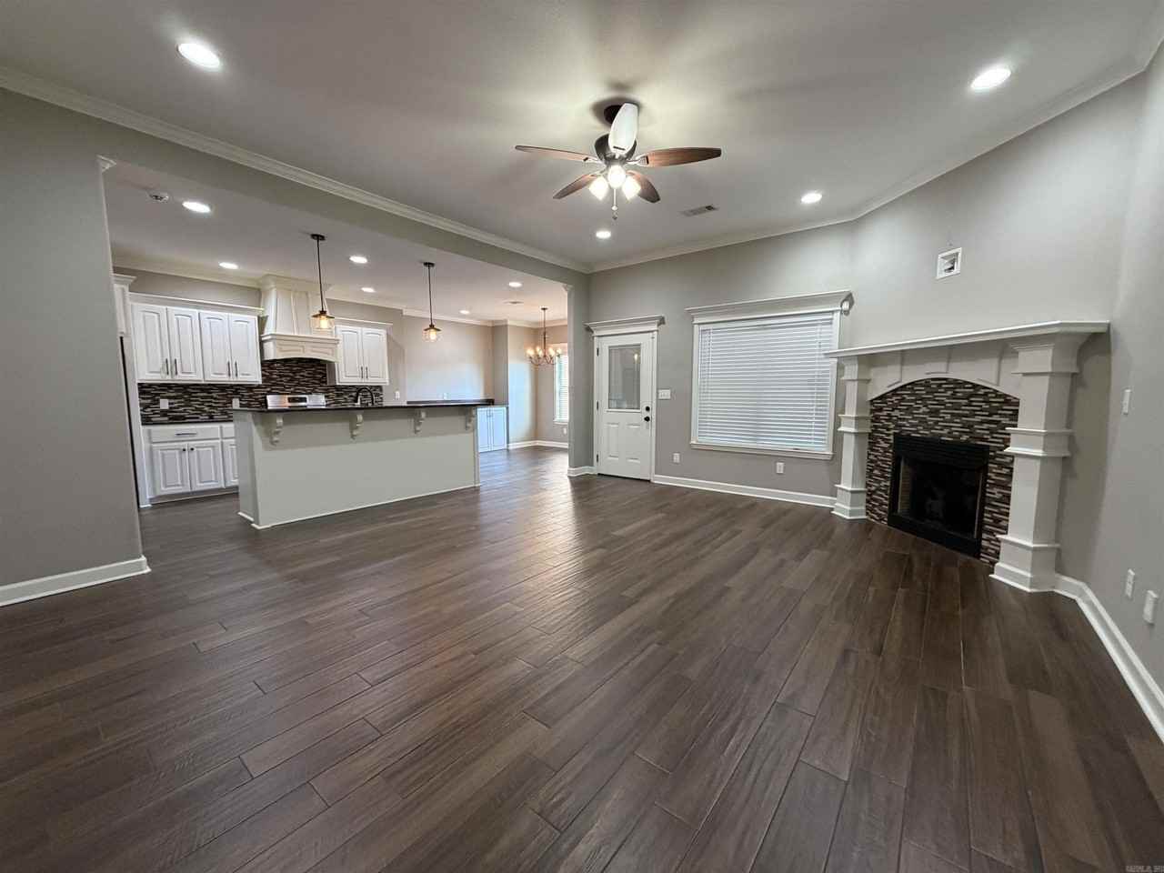 9500 Meadow Valley Dr - Photo 3 of 21