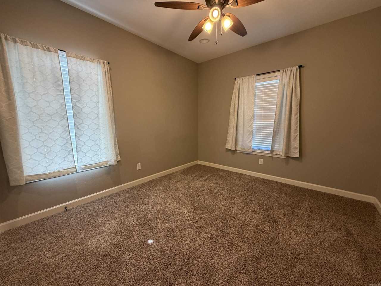 9500 Meadow Valley Dr - Photo 5 of 21