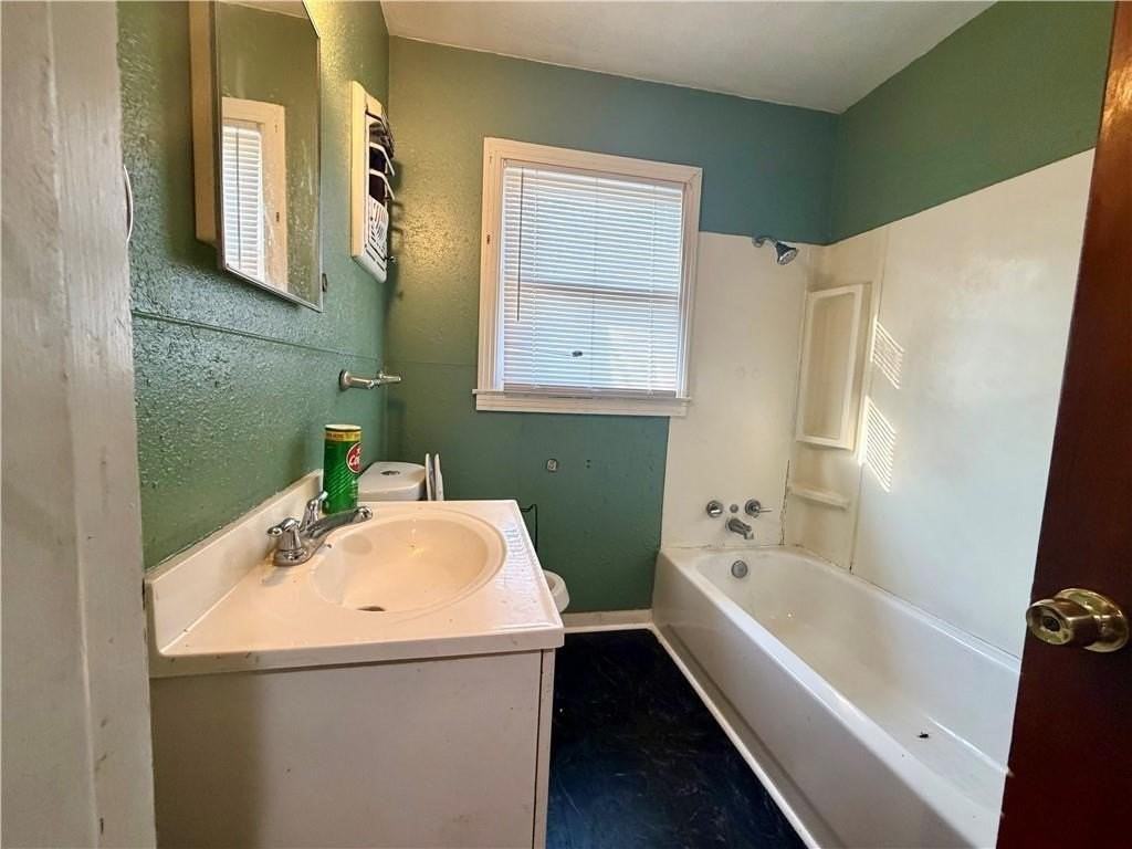 4914 Carroll Ln - Photo 7 of 10