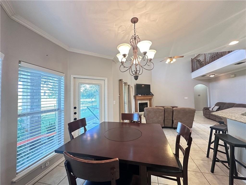 6321 Oso Pkwy - Photo 5 of 40