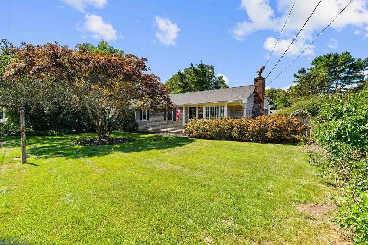 209 Greenwood Ave - Photo 2 of 34