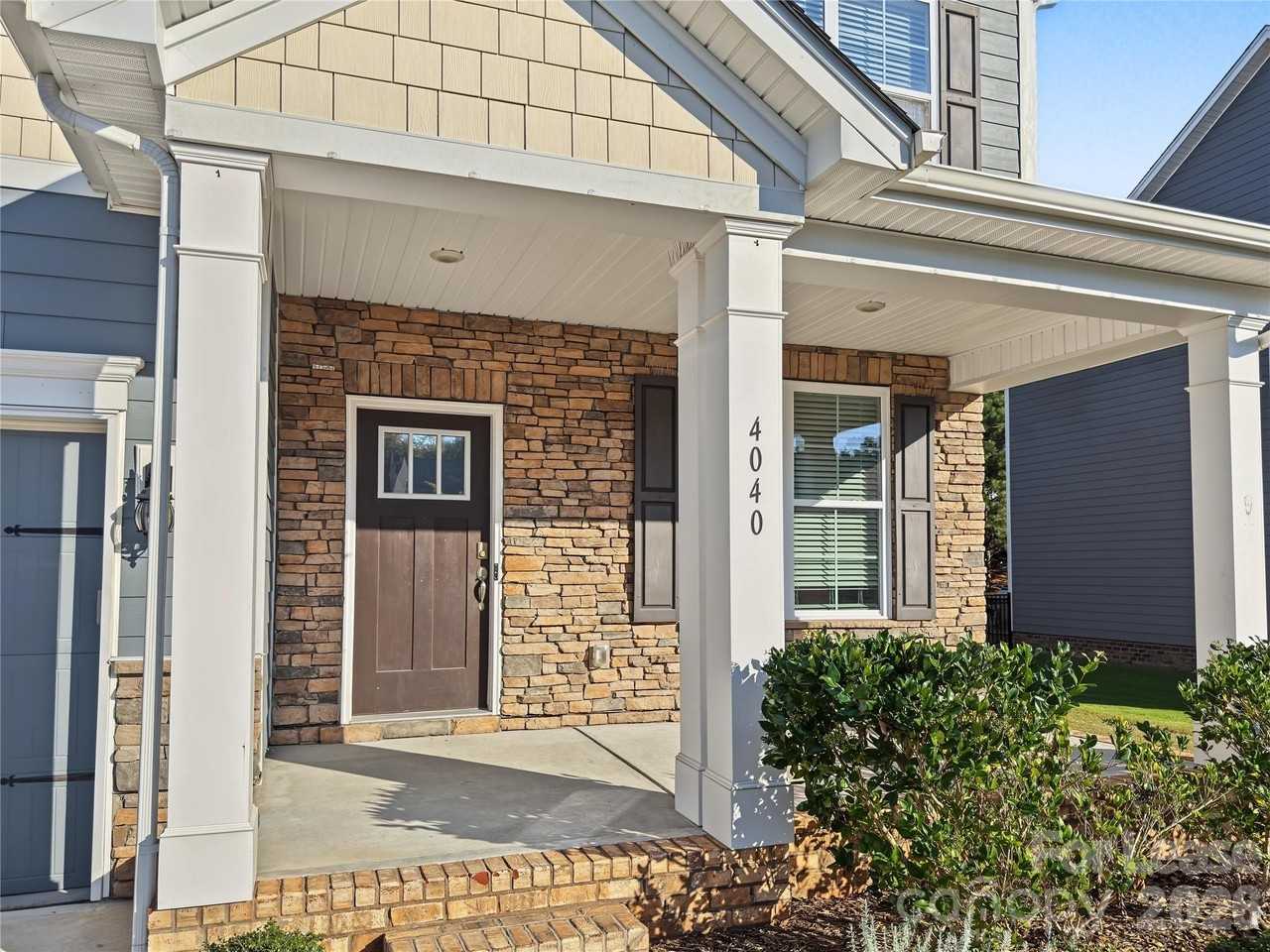 4040 Shadowbrook Rd - Photo 2 of 42