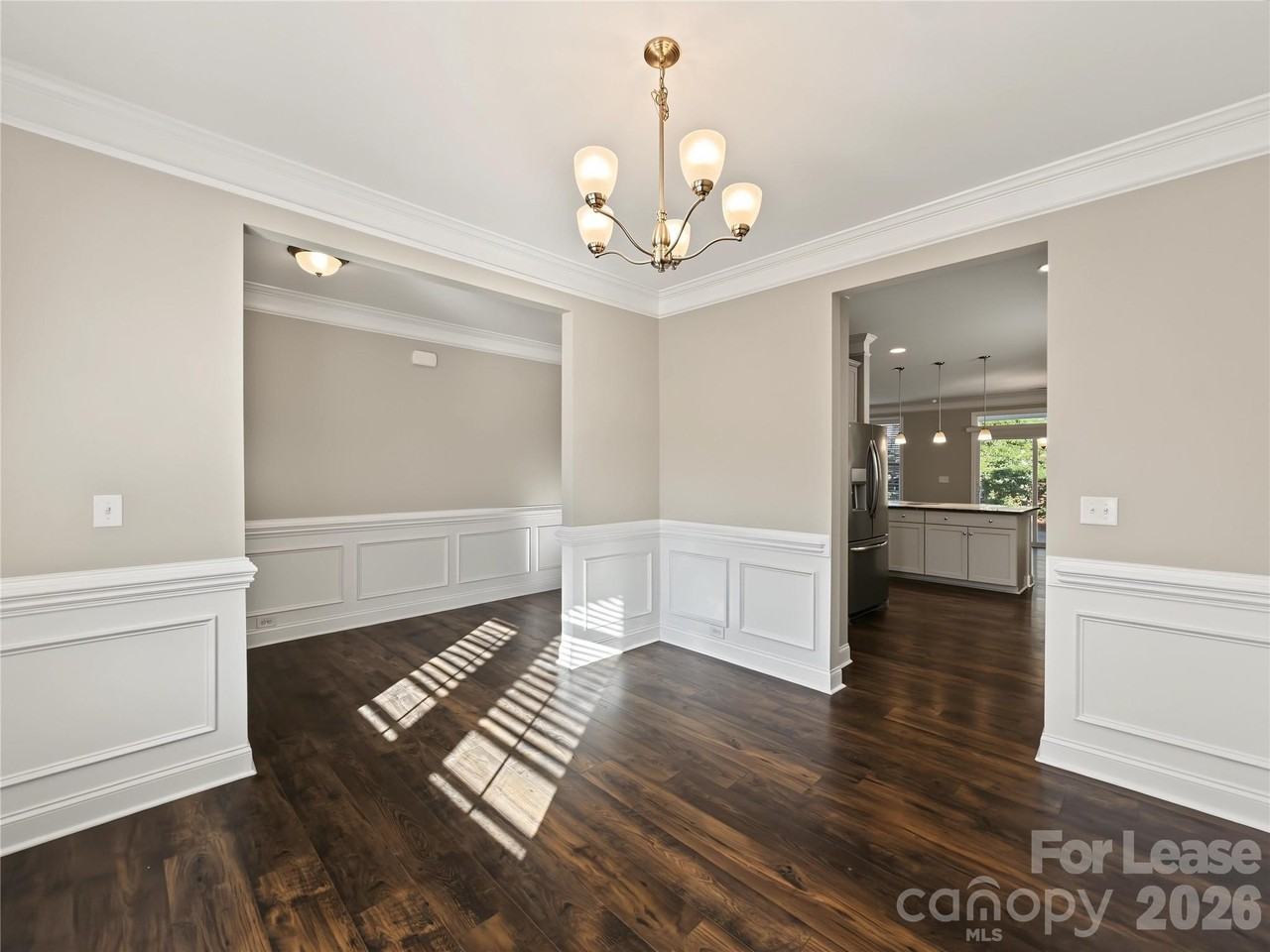 4040 Shadowbrook Rd - Photo 6 of 42