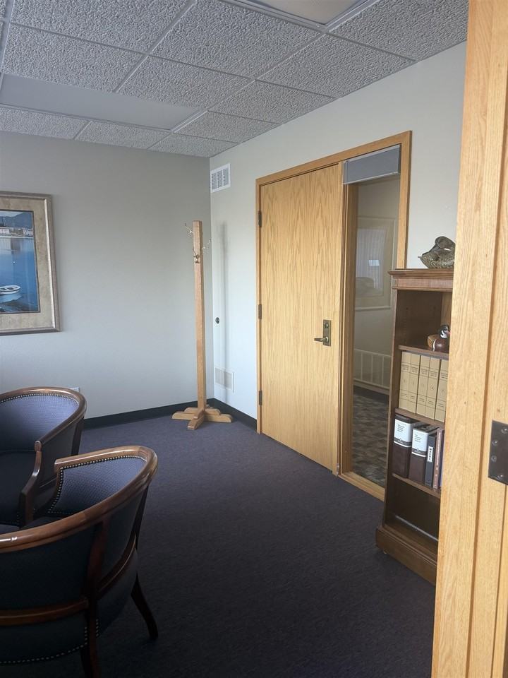 400 Daly Ave - Photo 5 of 11