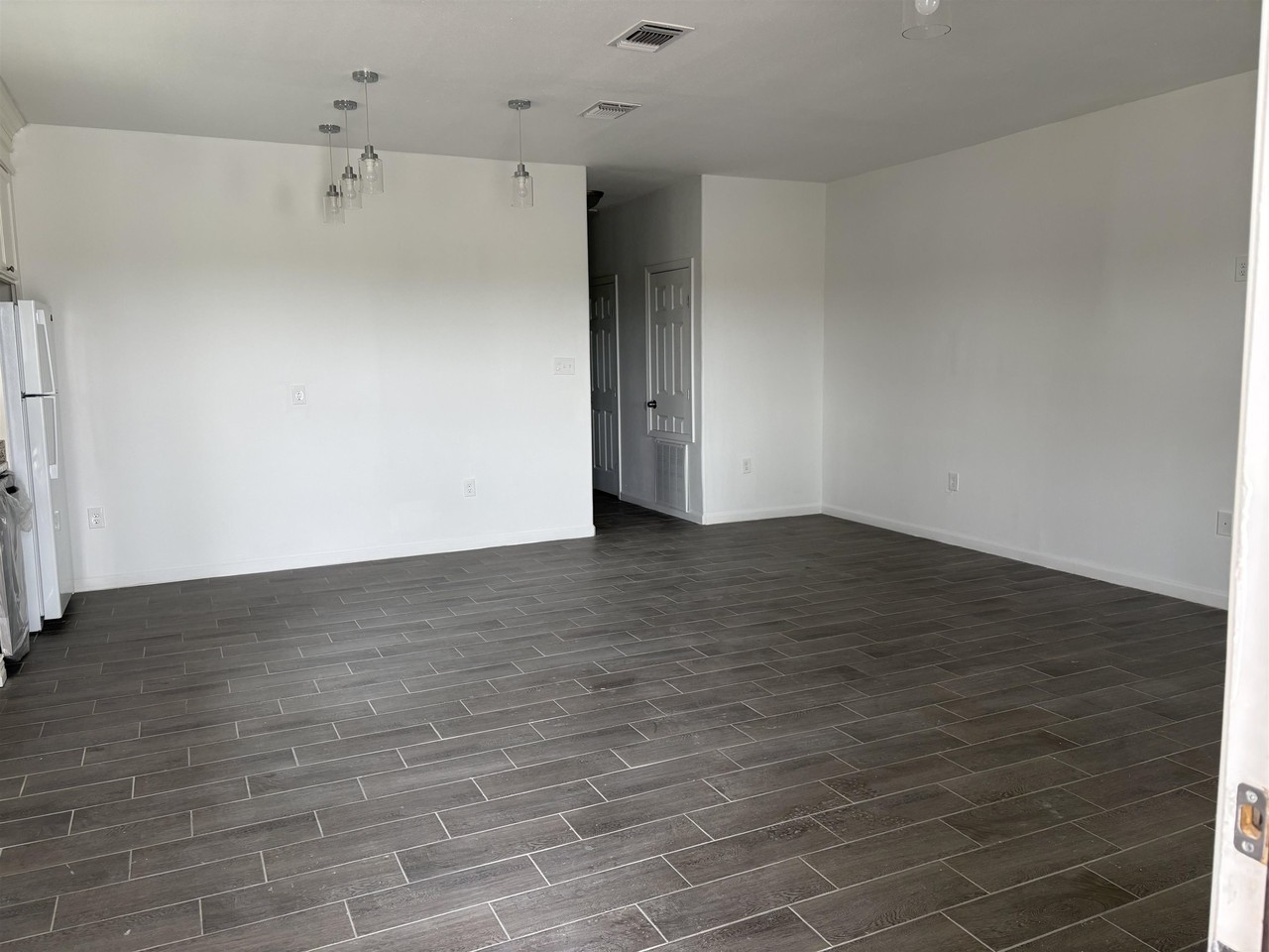 307 Rosalinda Dr #2 - Photo 4 of 9