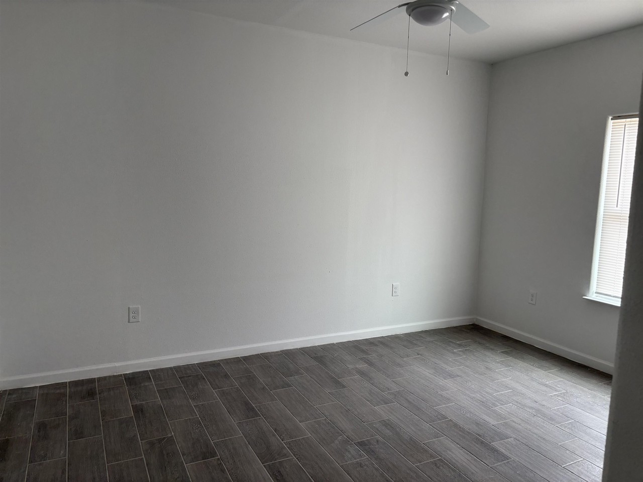 307 Rosalinda Dr #2 - Photo 7 of 9
